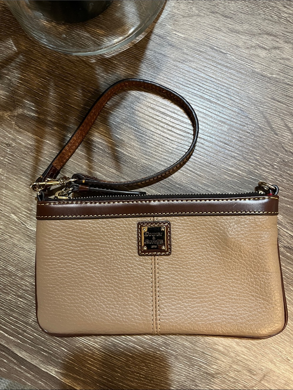 Dooney & Bourke Pebble Grain Leather Large Slim Wristlet in Caramel & Brown NWOT